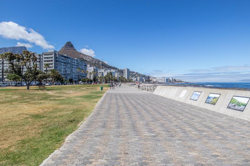 3 Bedroom Property for Sale in Sea Point Western Cape